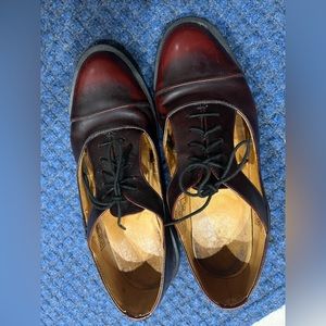 Doc Marten Carrigan style shoes in oxblood color.